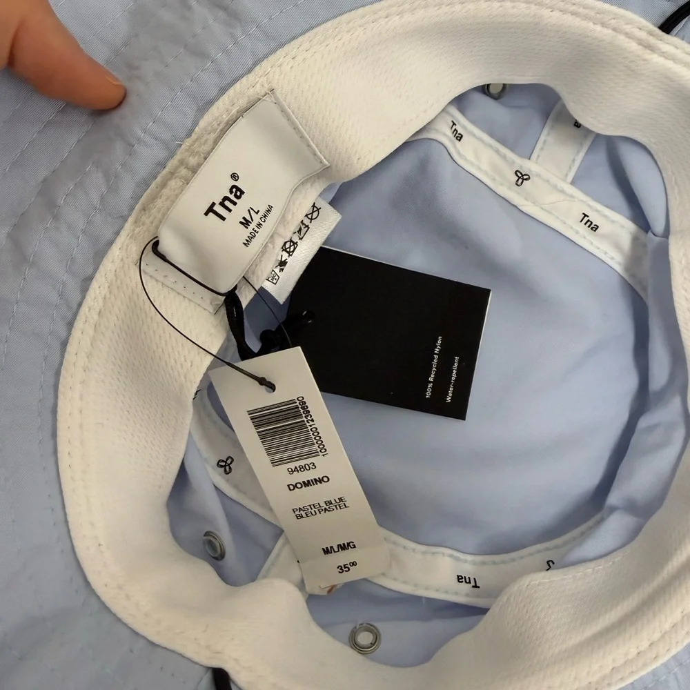 Brand New Aritzia TNA Pastel Blue Bucket Hat M/L - Picture 4 of 6